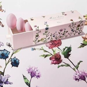 DIOR Miss Dior Rose Bath Bombs